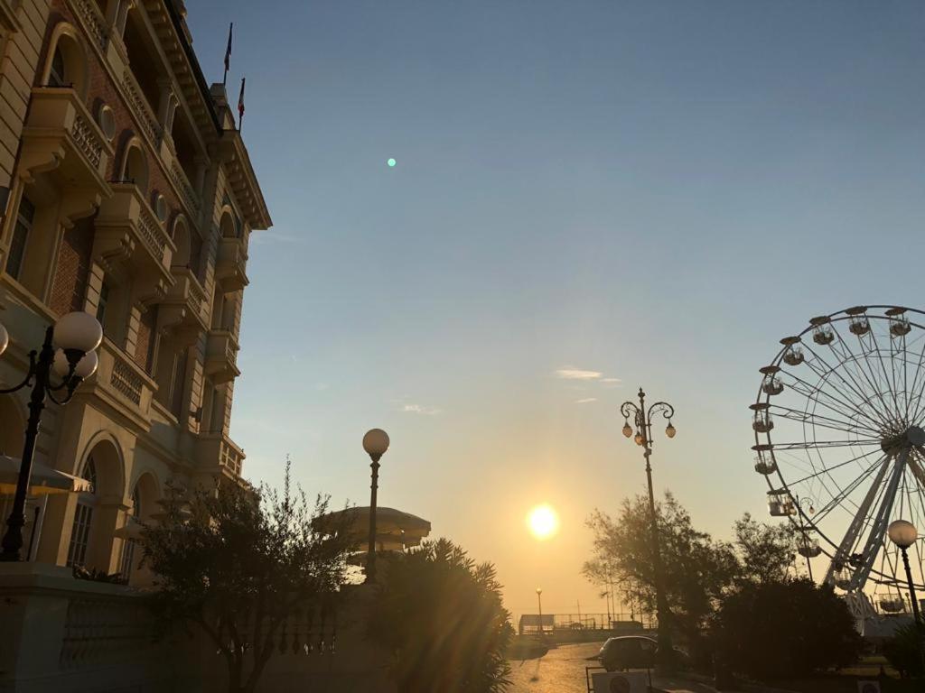 Grand Hotel Cesenatico Exterior photo