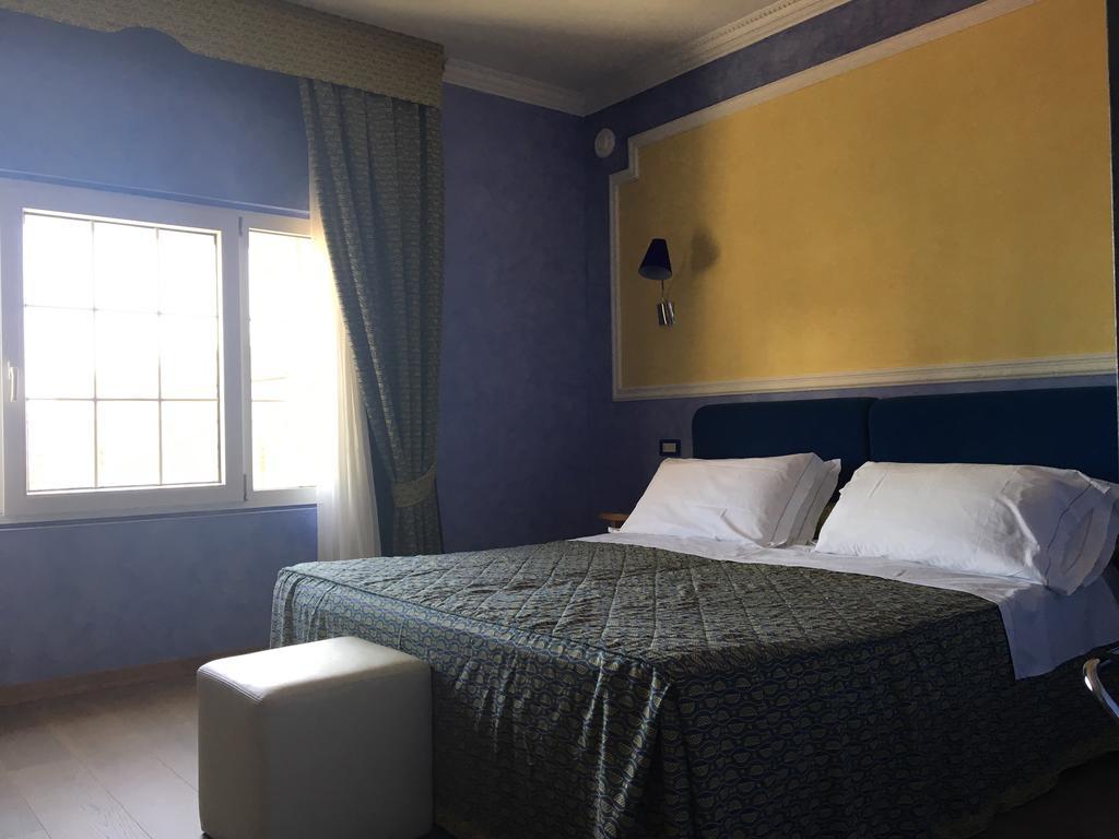 Grand Hotel Cesenatico Exterior photo